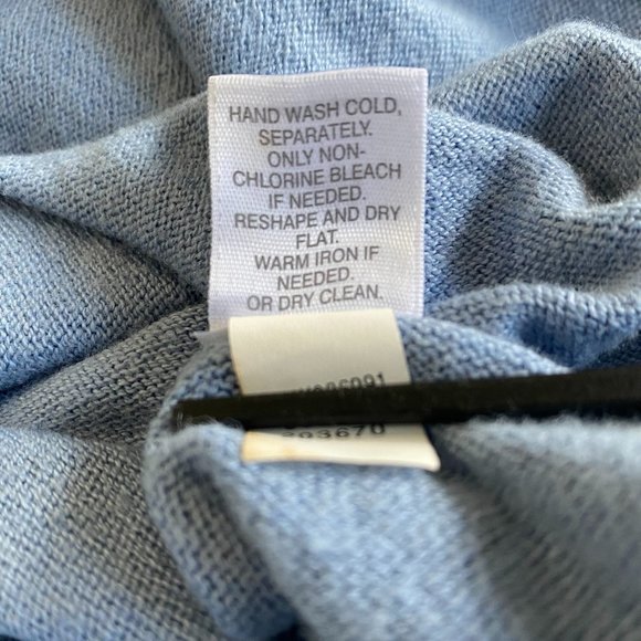 J. Jill V Neck Lightweight Tunic Sweater Women's Size S - Picture 11 of 11